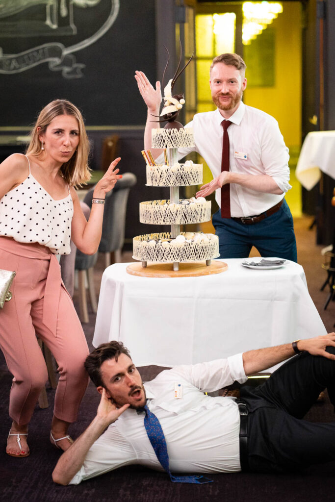 Lustige Hochzeitstorte. Professioneller Hochzeitsfotograf Wien